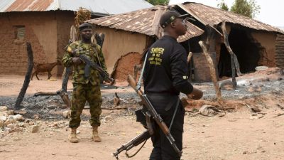 Nigeria: au moins 162 personnes tuées par des hommes armés dans le centre-ouest du pays