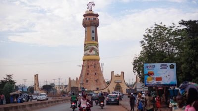 Un émissaire américain se rend à Bamako pour relancer les relations entre le Mali et les États-Unis