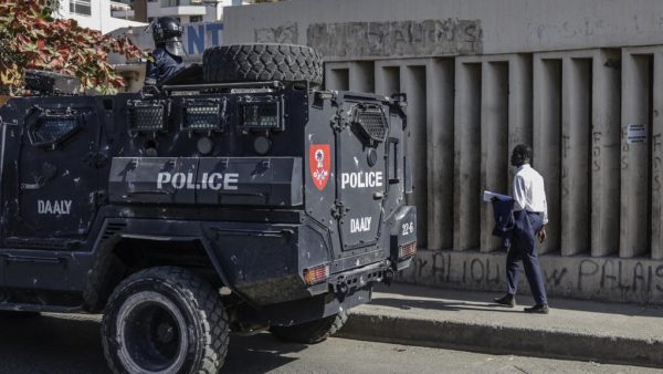 Sénégal: «Il y a eu un mort et les autorités veulent cacher les choses», dénonce un délégué étudiant à l’Ucad