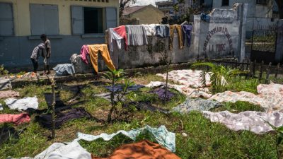 Madagascar: des familles sinistrées du cyclone Gezani trouvent refuge dans un lycée de Tamatave