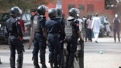 À la Une: la traque des homosexuels s’intensifie au Sénégal - Revue de presse Afrique