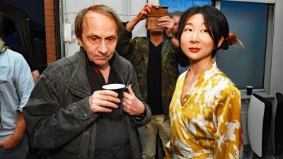 Michel Houellebecq : qui est Qianyum Lysis, sa femme, de 20 ans sa cadette ?