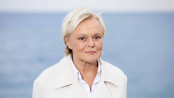 Muriel Robin révèle avoir voulu tuer sa mère malade d’Alzheimer : "J'étais très malheureuse"