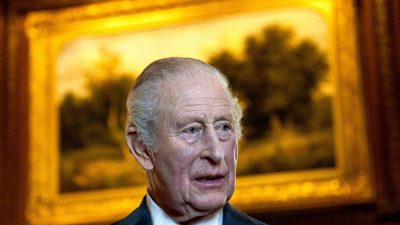 France 2 : ce célèbre animateur a subi une opération des oreilles pour ne plus ressembler au Prince Charles