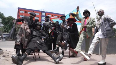 RDC: 31 ans après sa mort, la légende de la Sape Stervos Niarcos est toujours célébrée à Kinshasa