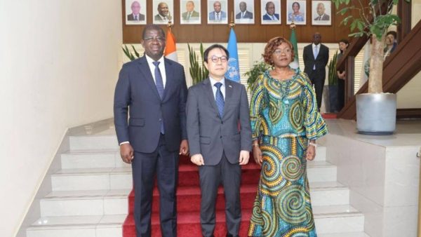 Côte d'Ivoire–Japon : un don de 6,5 milliards FCFA pour moderniser l’entretien routier à Abidjan
