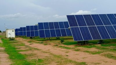 3 centrales solaires de près de 5 milliards FCFA pour électrifier les vi