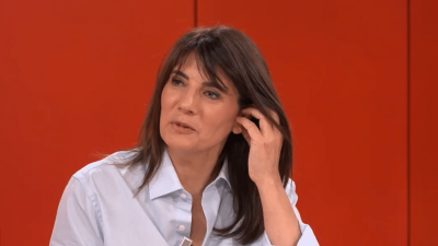 "L'oreille est devenue noire" : Estelle Denis, son terrible accident sur le plateau d'Arthur