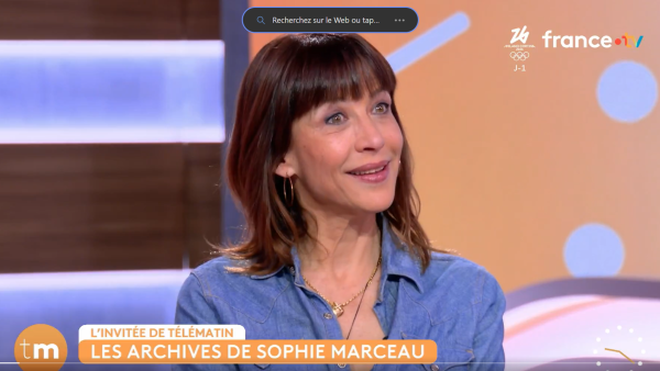 Sophie Marceau se confie comme jamais sur son mois passé avec Mel Gibson