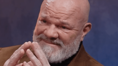 Philippe Etchebest donne de nouveaux détails sur l’adoption de son fils au Mexique : "On était trois dans 12m2"