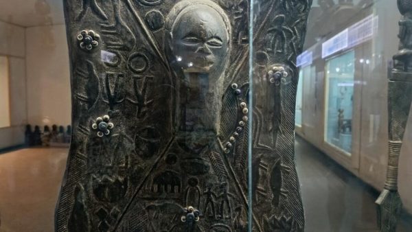 RDC: le Lukasa, une tablette traditionnelle pour raconter l'histoire du peuple Baluba - Reportage Afrique