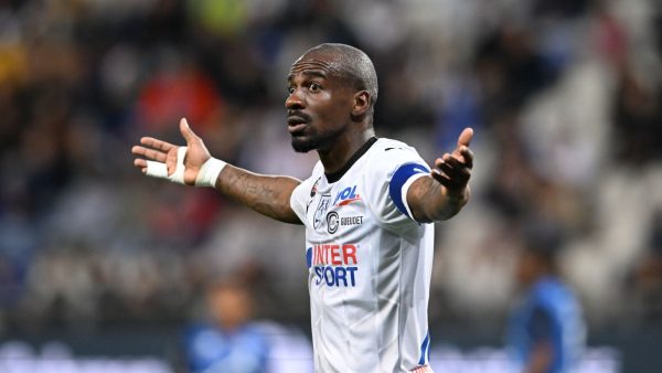 Transfert : Gaël Kakuta s’engage avec l’AEL Larissa jusqu’à la fin de saison 