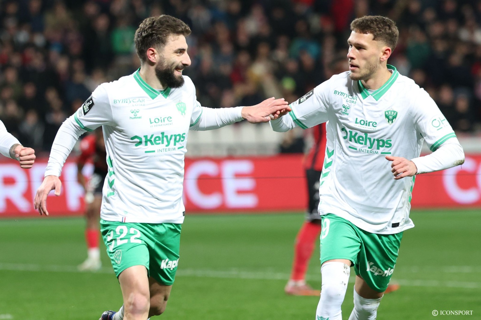Ligue 2 BKT (J23) : l’AS Saint-Etienne retrouve le podium après sa victoire à Guingamp