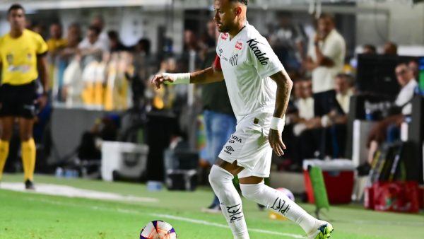Santos FC : Neymar Junior de retour et déjà décisif