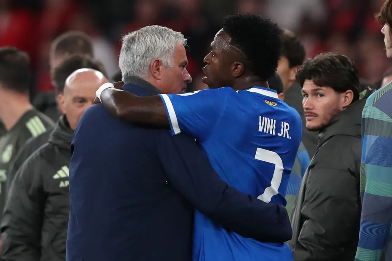 Real Madrid / Vinicius Jr accuse Mourinho de racisme : Mourinho réagit fermement