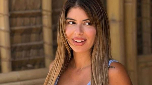 Sarah Lopez enceinte : non pas un mais deux bébés !