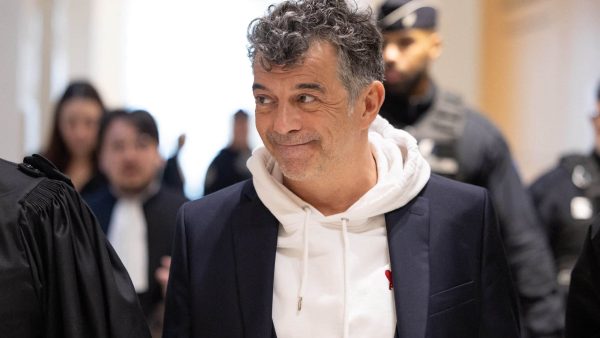 Stéphane Plaza partage une photo intime avec sa partenaire