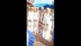 un homme épouse trois femmes le même jour ( Vidéo)