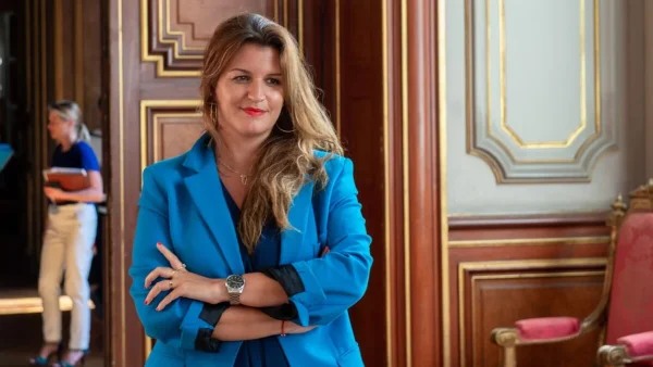 "5 pièces et 2 caves..." Marlène Schiappa a jeté son dévolu sur son appartement parisien pour un projet étonnant