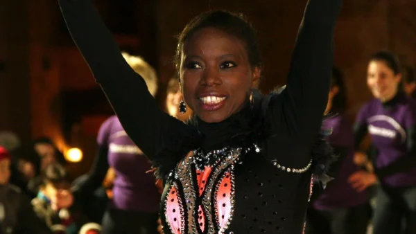 Après 30 ans aux États-Unis, Surya Bonaly envisage un retour en France à une condition : "Des revenus fixe"