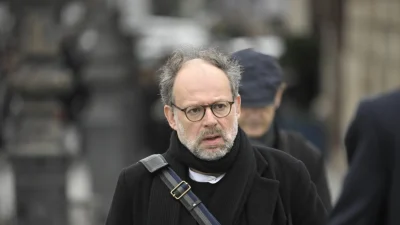 Denis Podalydès humilié par une bourde de Nicolas Sarkozy ? "J’ai eu un temps d'arrêt…"