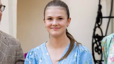 complice avec son petit frère Oscar, la princesse a bien grandi !