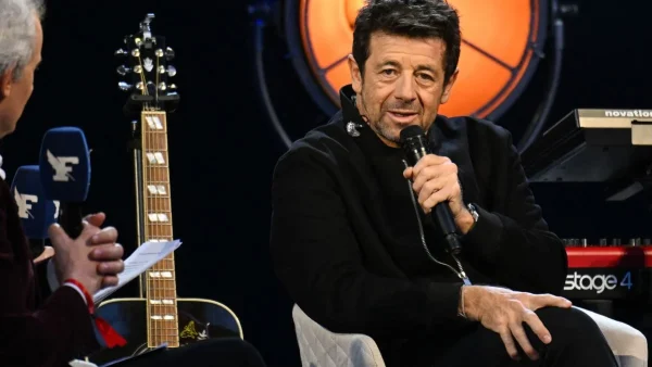 Ils ont OSÉ, les Enfoirés ont coupé le micro de cette star "hors tempo" tout du long