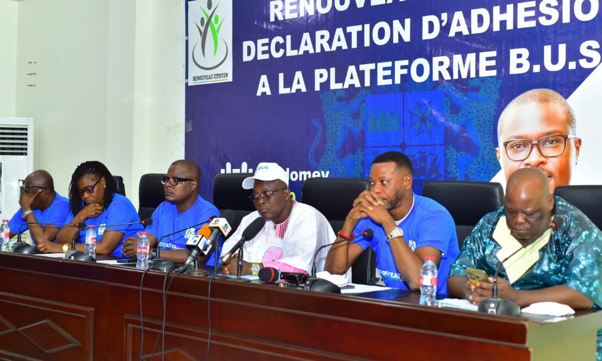 Escale du BUS à Godomey: lancement de l’opération « B.U.S CHEZ VOUS » et adhésion du Mouvement Renouveau Citoyen