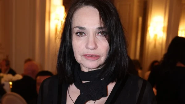 Béatrice Dalle, habituée aux bad boys, confie son style, “Les mecs qui font peur, j’aime bien”