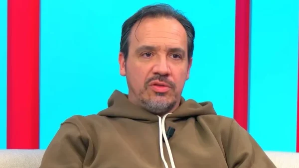 Alexandre Astier brutalement honnête face à ses fans hardcore