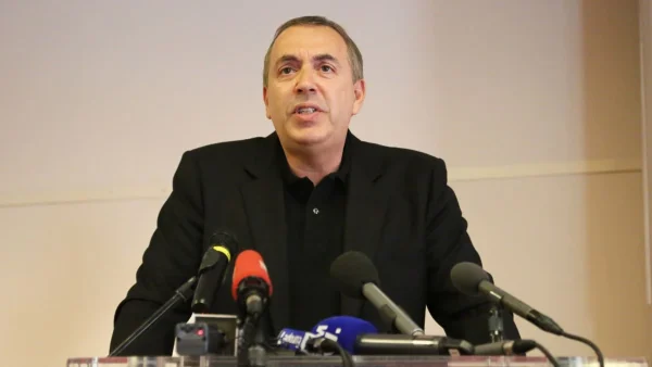 "J'ai trouvé Sonia Mabrouk très courageuse", la journaliste saluée par Gérald Darmanin