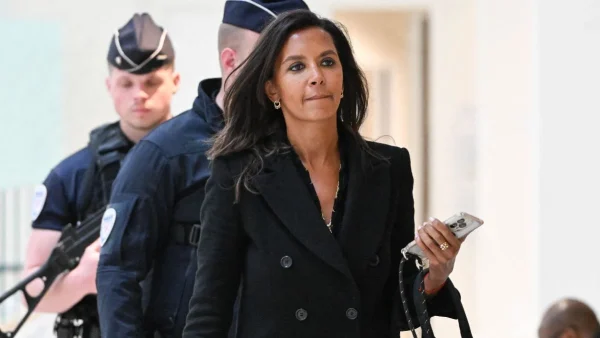 Karine Le Marchand dans la tourmente après ses propos sur CNews, M6 contre-attaque
