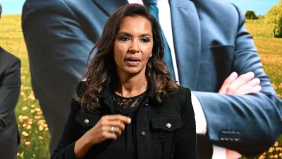 Karine Le Marchand, franco-burundaise, érigée en "Marianne", un agriculteur balance sur son attitude "hors caméra"