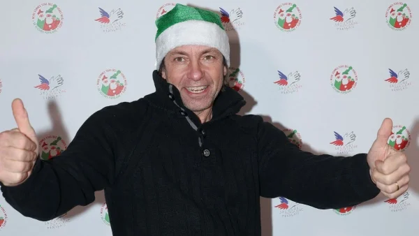 Proche de Nelson Monfort, Philippe Candeloro revient sur leur brouille