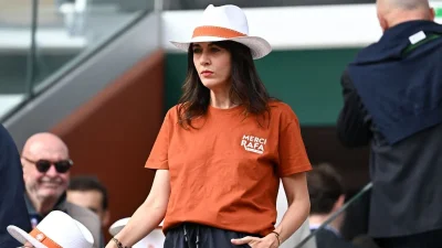 "Des addictions poussées", retrouvée ivre au volant, sa rivale éliminée aux portes de la finale sort du silence