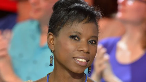 Patineuse star d'origine réunionnaise, Surya Bonaly (52 ans) balance sur l'envers du décor : "J'étais moins bien payée"