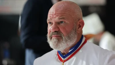 Philippe Etchebest (59 ans) méconnaissable, le chef a troqué sa toque pour un look incongru : "Il s'est pris pour..."