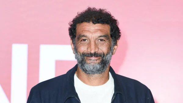 "On la connaît ta Roumaine"