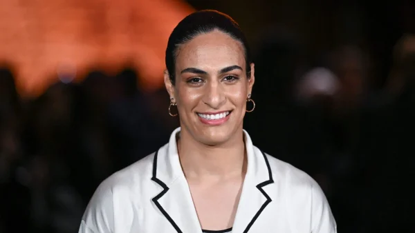 "Je ne me cache pas, ma différence est naturelle"