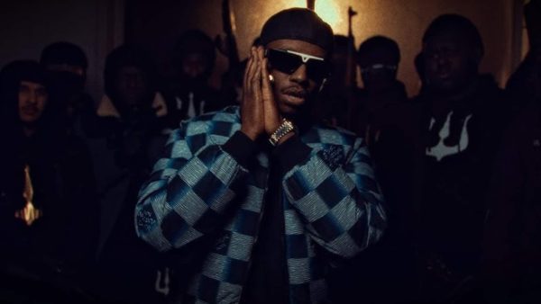 Mort de Werenoi : son producteur condamné pour violences, un mandat d'arrêt émis contre lui