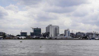 RDC: un médecin devant la justice pour avoir tabassé une patiente après un accouchement