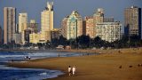 Afrique du Sud: à Durban, les très coûteuses statues de Mandela et Tambo font grincer des dents