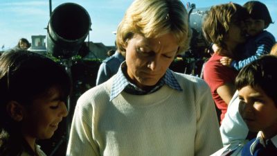 "Mes enfants commencent à se rendre compte" : 48 ans après la mort de Claude François, ses petits-enfants font face à la vérité derrière le mythe