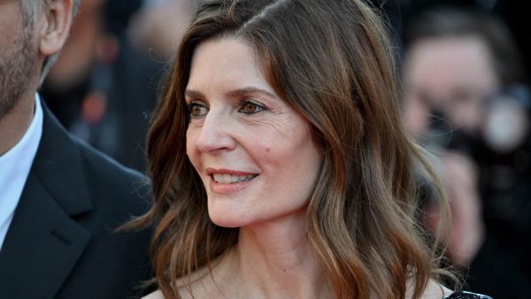 Chiara Mastroianni, installée à 17 ans avec ce célèbre acteur : cet appartement mansardé que lui a trouvé son père