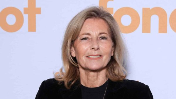 "J'ai fini par perdre tous mes points" : Claire Chazal révèle avoir perdu son permis de conduire