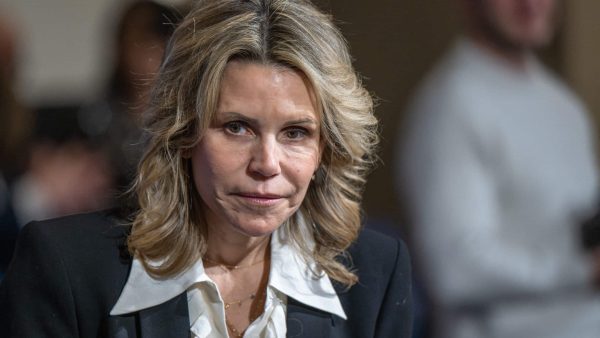 Laura Tenoudji et la tête de porc retrouvée devant le domicile où elle vit avec Christian Estrosi : un proche du couple en garde à vue