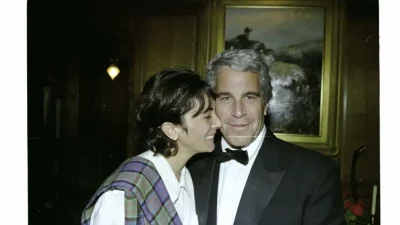 Après cette révélation, le gouvernement américain poursuivi par les victimes de Jeffrey Epstein