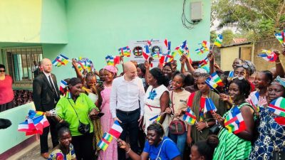 Centrafrique: à Bangui, Jean-Noël Barrot inaugure un bâtiment d’aide aux victimes de violences sexuelles