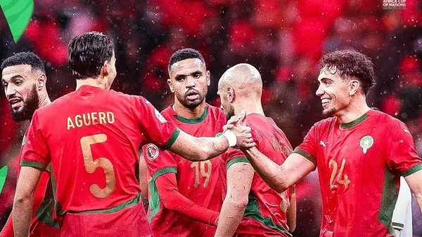 L'équipe de football du Maro
