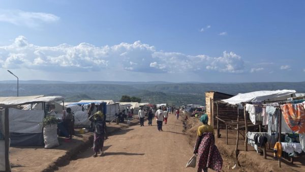 Au Burundi, des réfugiés congolais pris au piège d’une aide qui s’essouffle [2/4] - Reportage Afrique